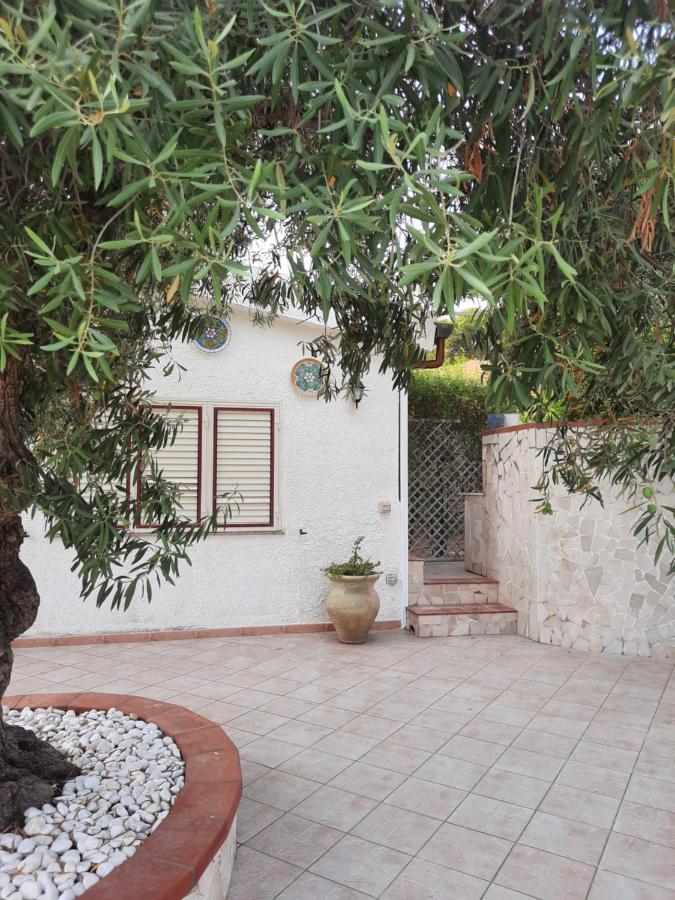 Villa Nina Fontane Bianche Exteriör bild